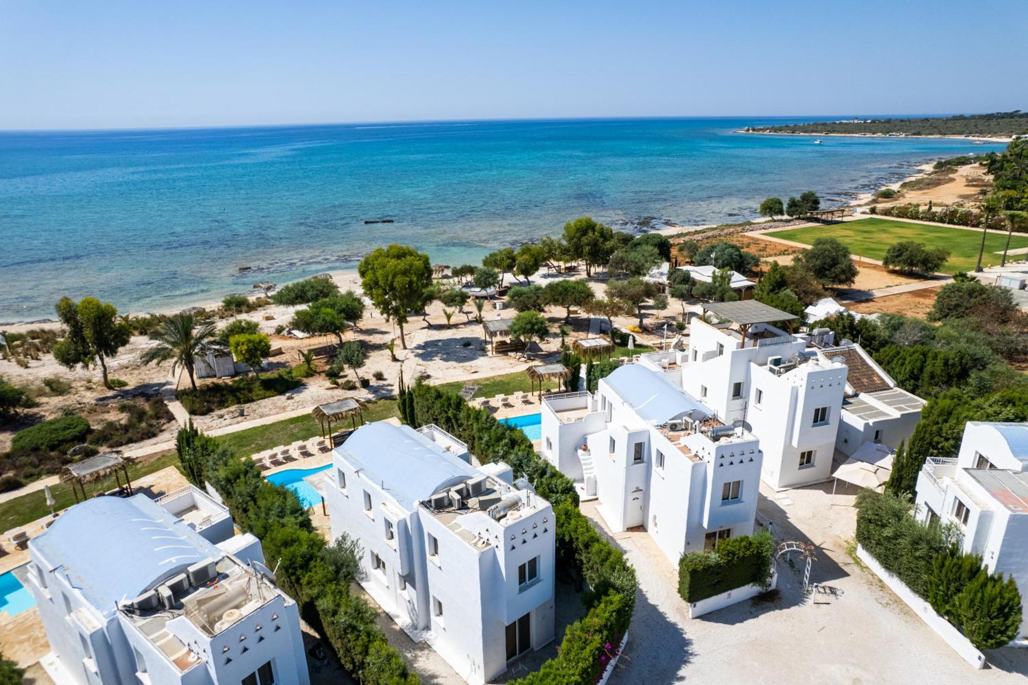 Thalassines Villas アヤナパ エクステリア 写真