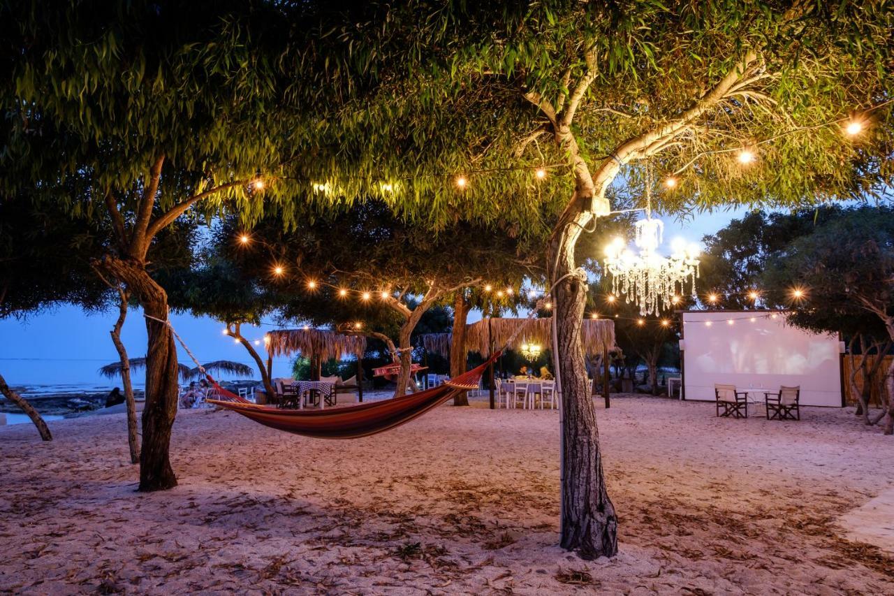 Thalassines Villas アヤナパ エクステリア 写真